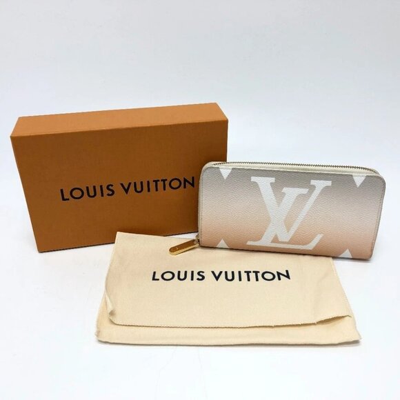 LOUIS VUITTON M80359 Monogram Giant Zippy Wallet Gradation Long Wallet - Picture 1 of 13